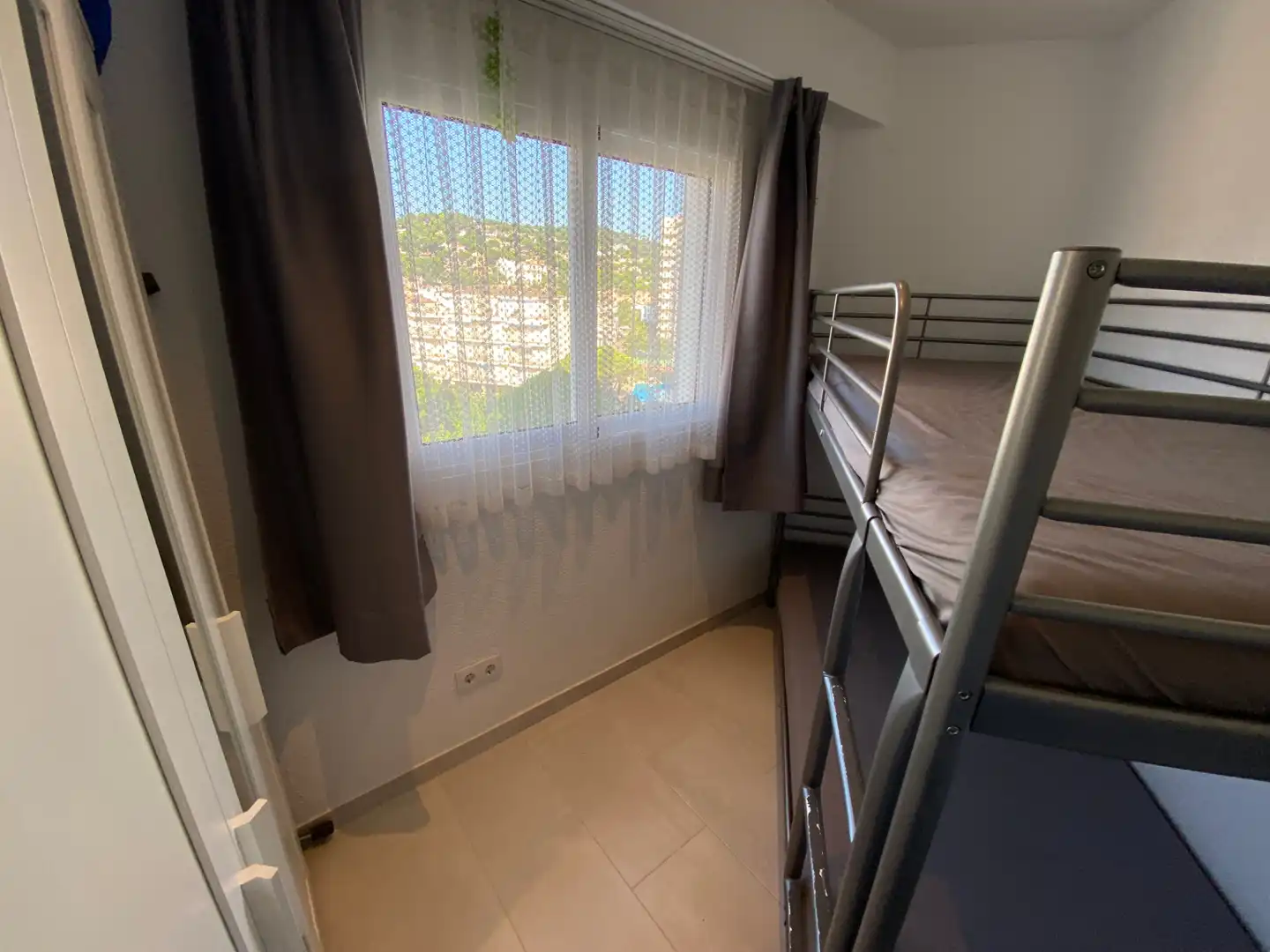 Habitación de Apartamento en venta en Calonge i Sant Antoni con Terraza, Amueblado y Horno