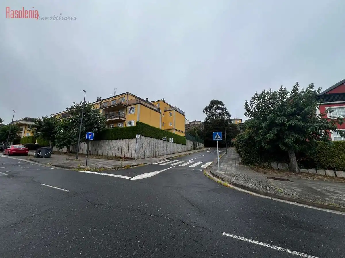 Vista exterior de Pis en venda en A Coruña Capital  amb Calefacció, Traster i Balcó