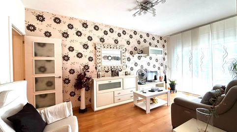 Foto 3 de Piso en venta en Calle de Sol I Padrís, Sol i Padris - Sant Oleguer, Sabadell