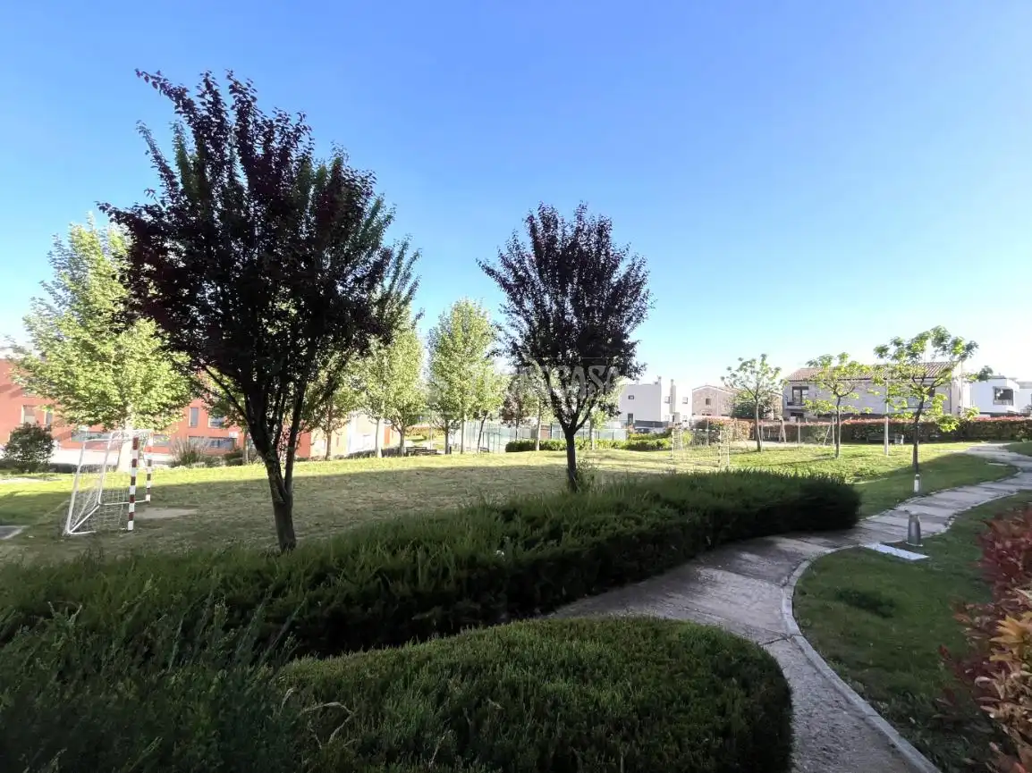 Garden of Flat for sale in Villalbilla  with Air Conditioner