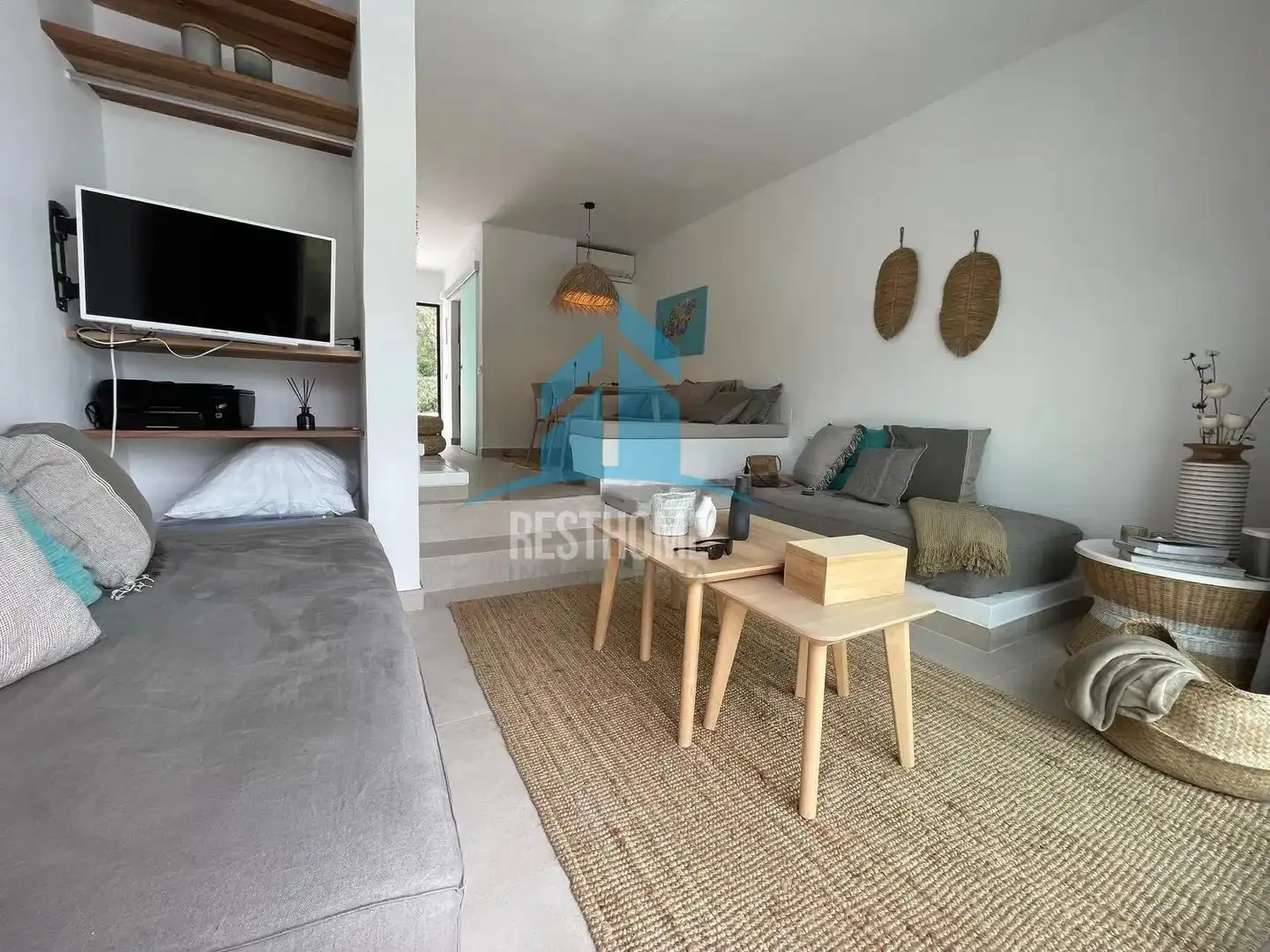 Sala d'estar de Casa adosada en venda en Eivissa amb Aire condicionat, Jardí privat i Terrassa