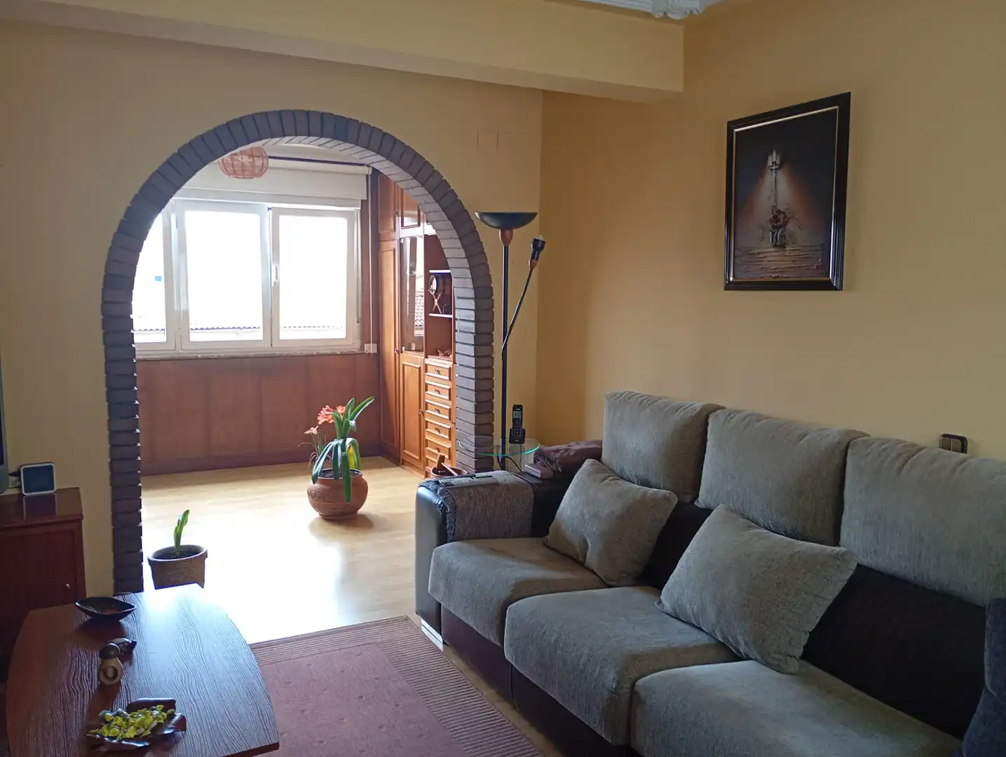 Living room of Flat for sale in Gijón   with Parquet flooring, Furnished and Oven