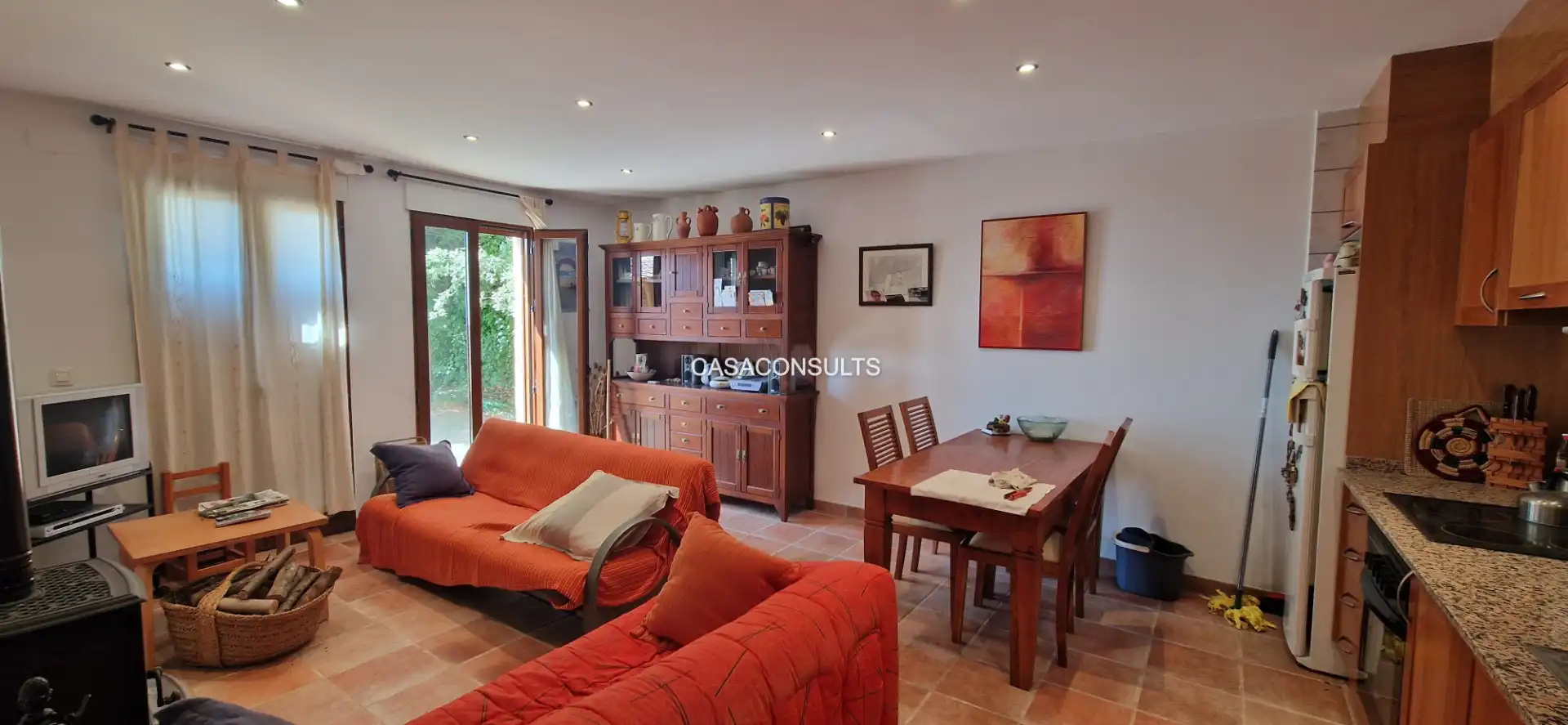 Sala d'estar de Apartament en venda en Vistabella del Maestrazgo amb Calefacció, Jardí privat i Terrassa