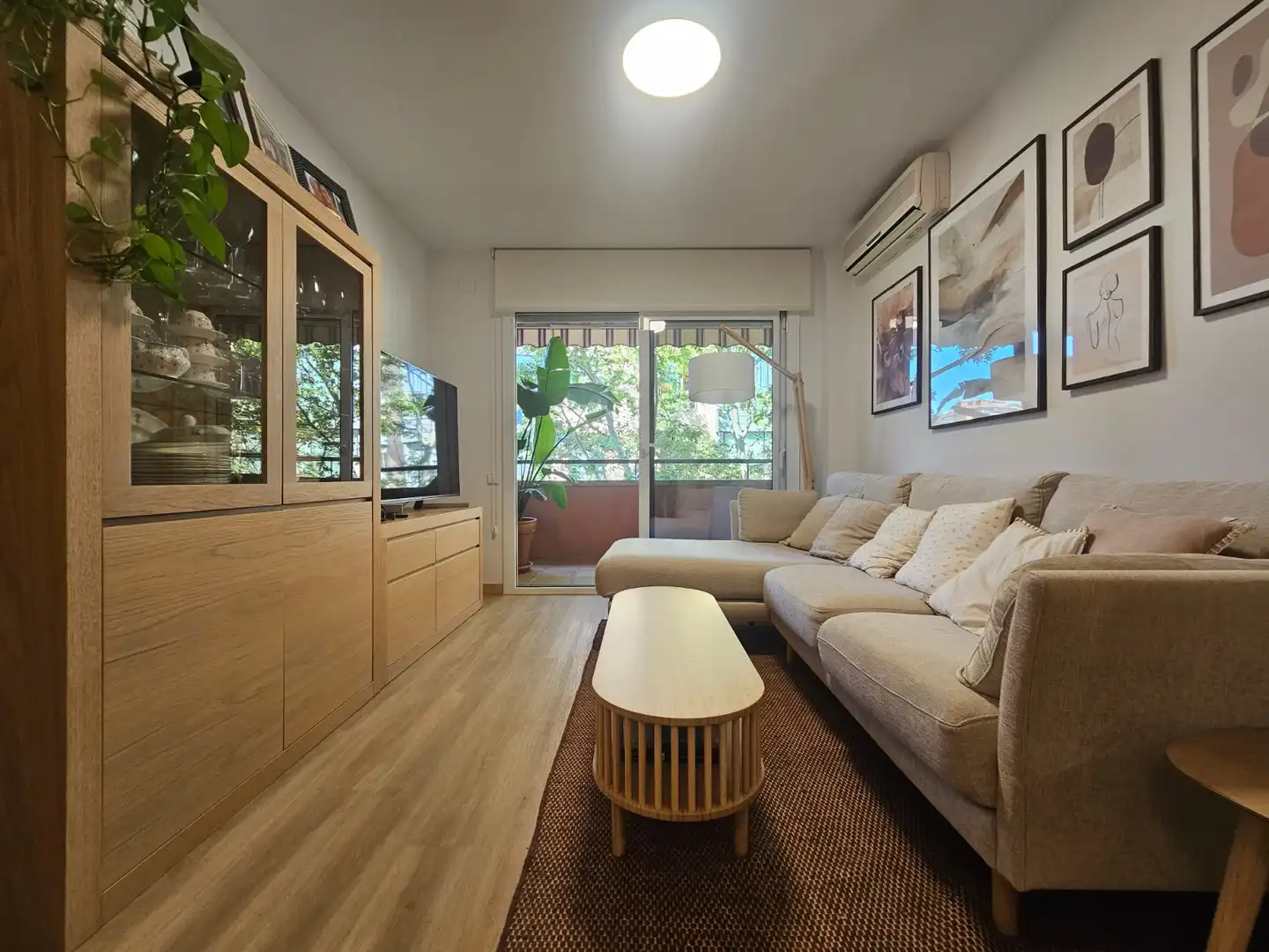 Sala de estar de Piso en venta en Barcelona con Aire acondicionado, Calefacción y Parquet