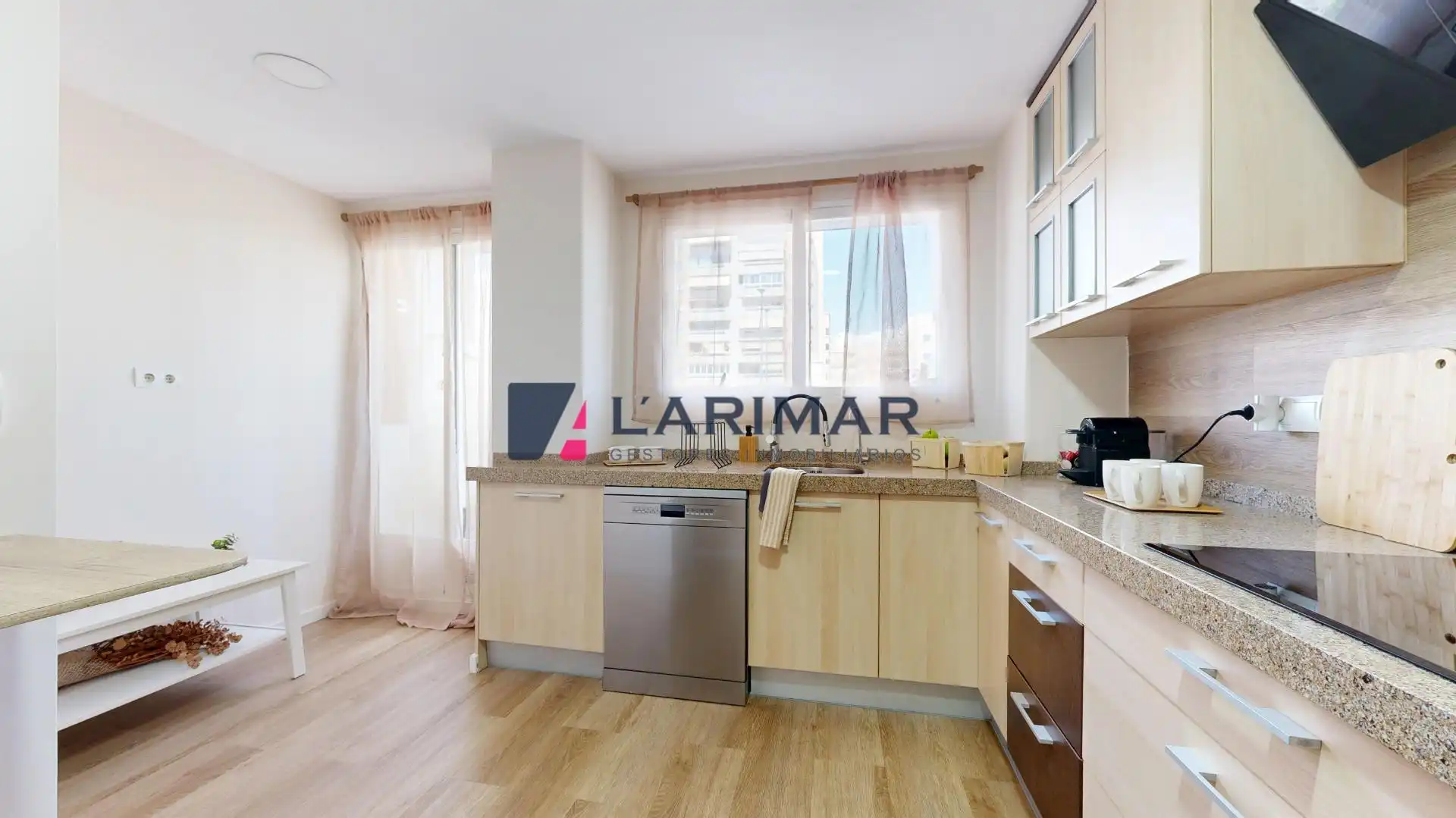 Cocina de Piso en venta en Alicante / Alacant con Calefacción, Terraza y Trastero