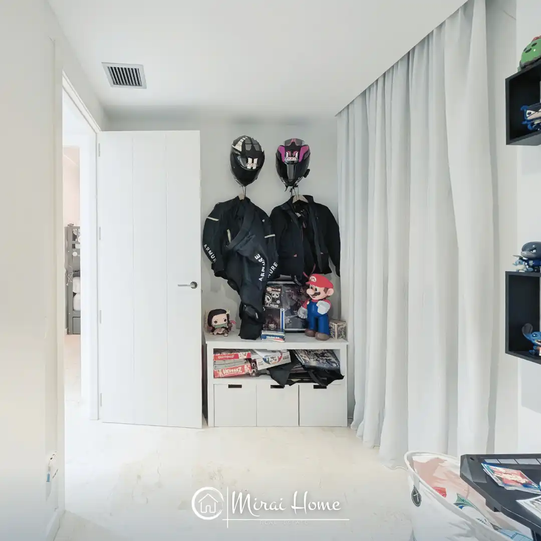 Bedroom of Flat for sale in Font Verda