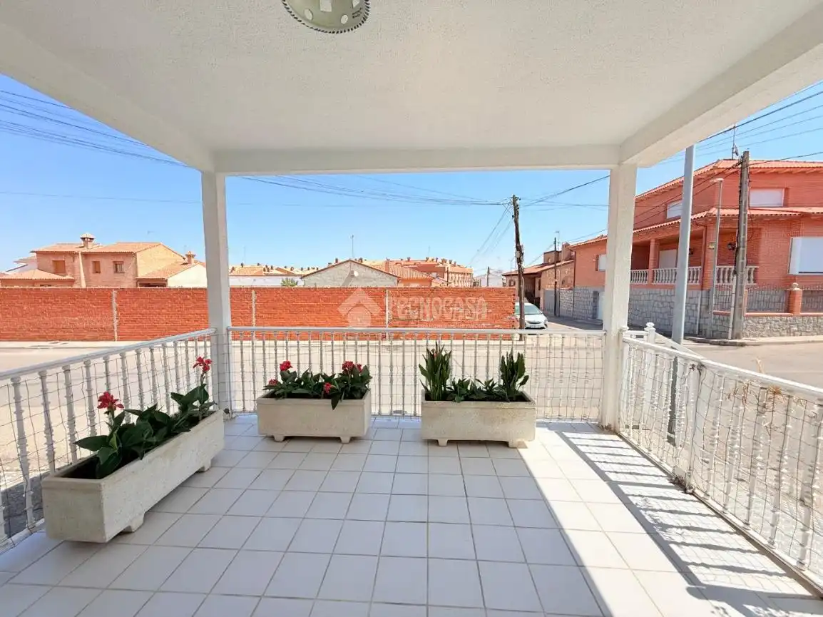 Terrassa de Casa o xalet en venda en Alameda de la Sagra amb Aire condicionat i Calefacció