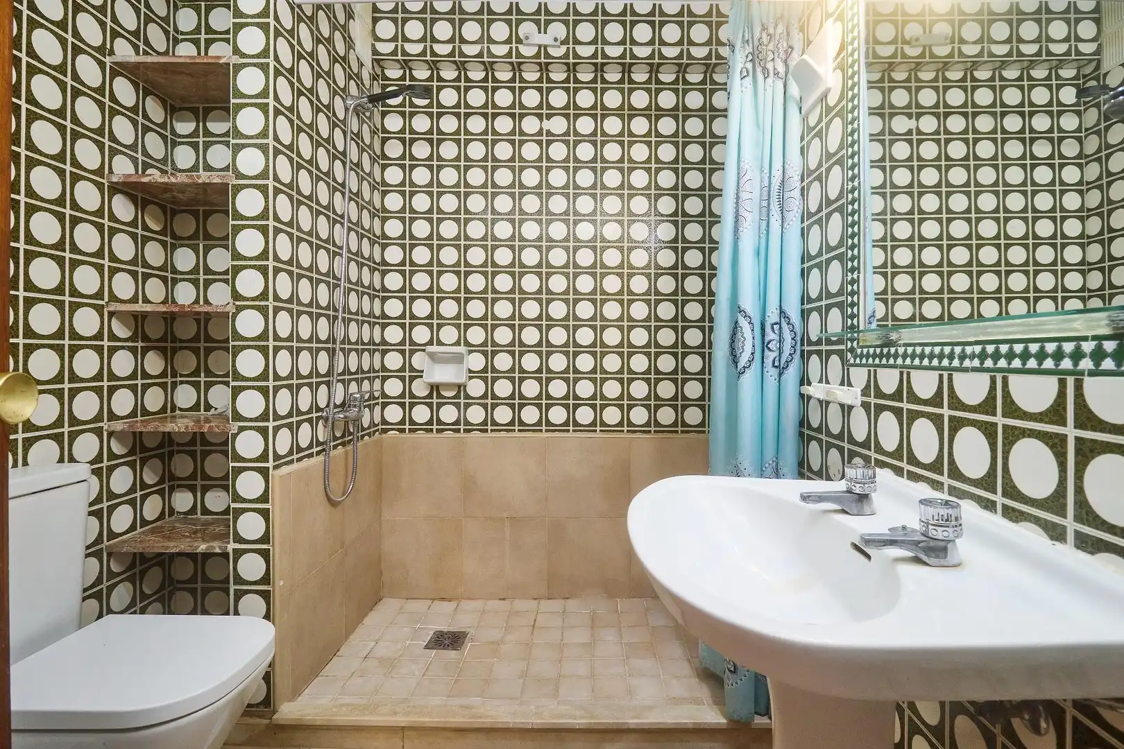 Bathroom of Apartments for sale in Fuengirola  with Heating, Terrace and Balcony