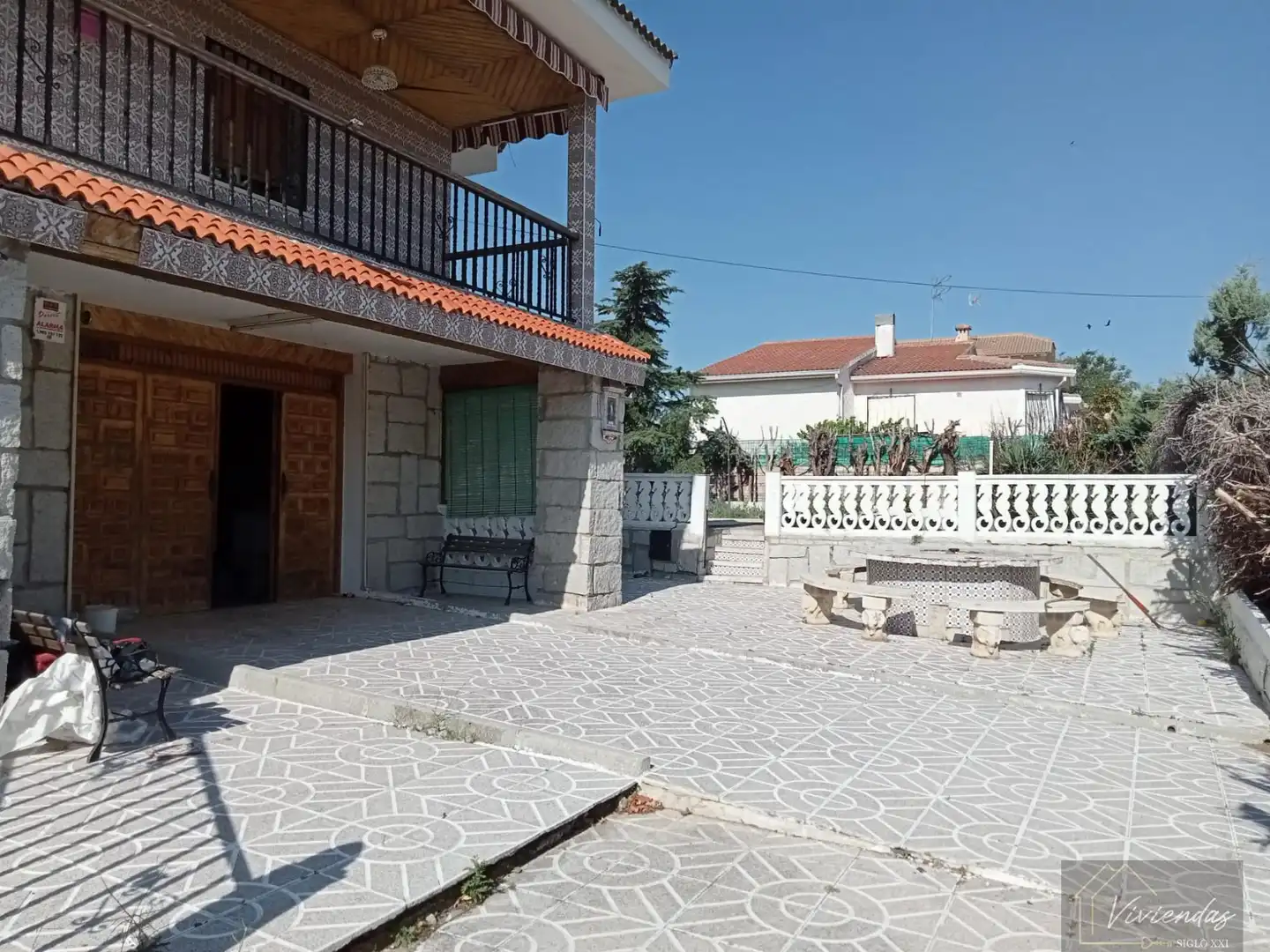 Vista exterior de Casa o xalet en venda en Villanueva de Perales amb Aire condicionat, Calefacció i Terrassa