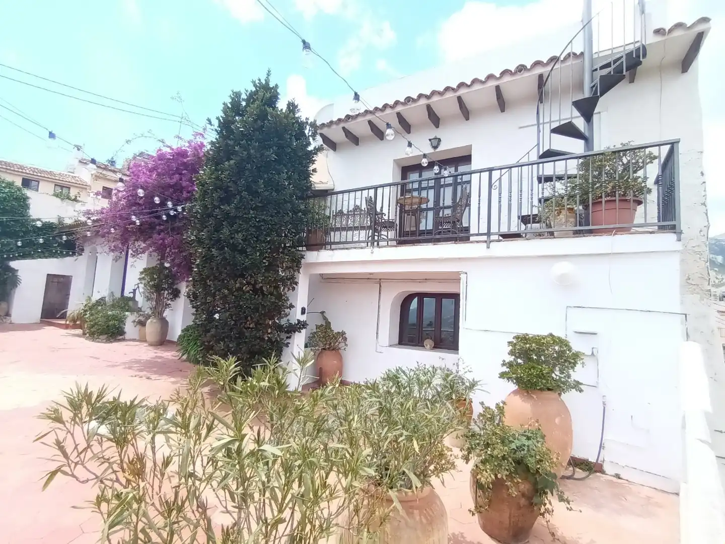 Vista exterior de Finca rústica en venda en Polop amb Aire condicionat, Calefacció i Jardí privat