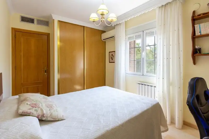 Bedroom of Houses for sale in Granada  with Terrace and Balcony