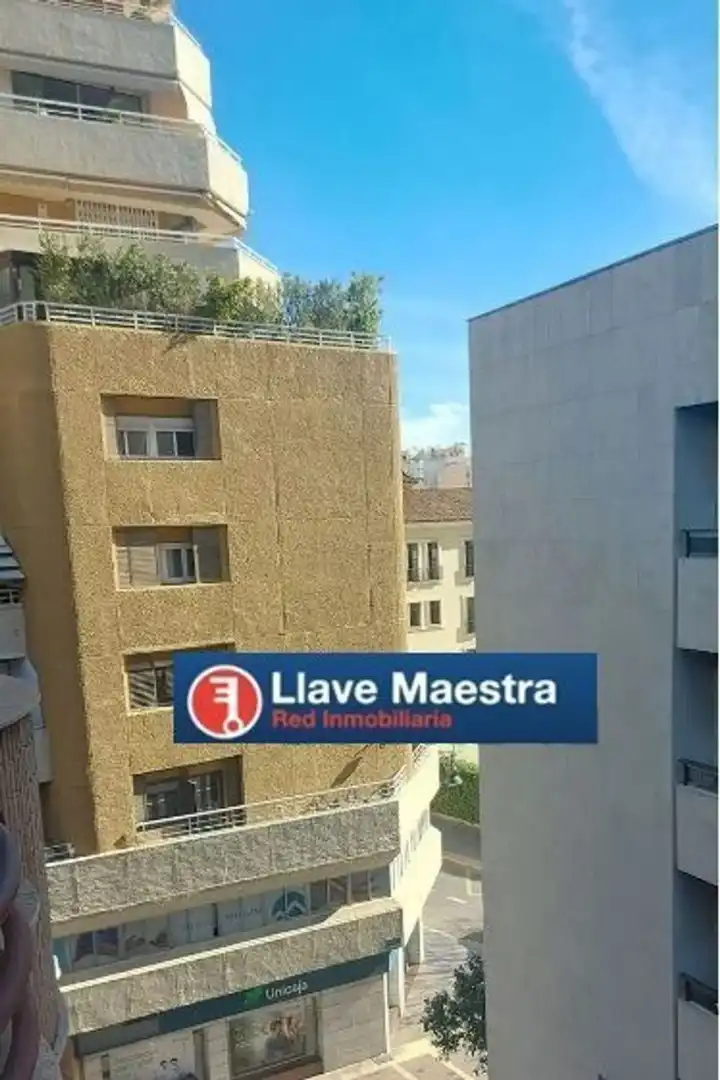 Piso con ascensor en venta en Calle de Baldoví 3, imagen 31