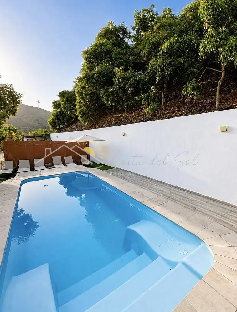 Swimming pool of Houses for rent in Nerja  with Terrace, Swimming Pool and Oven