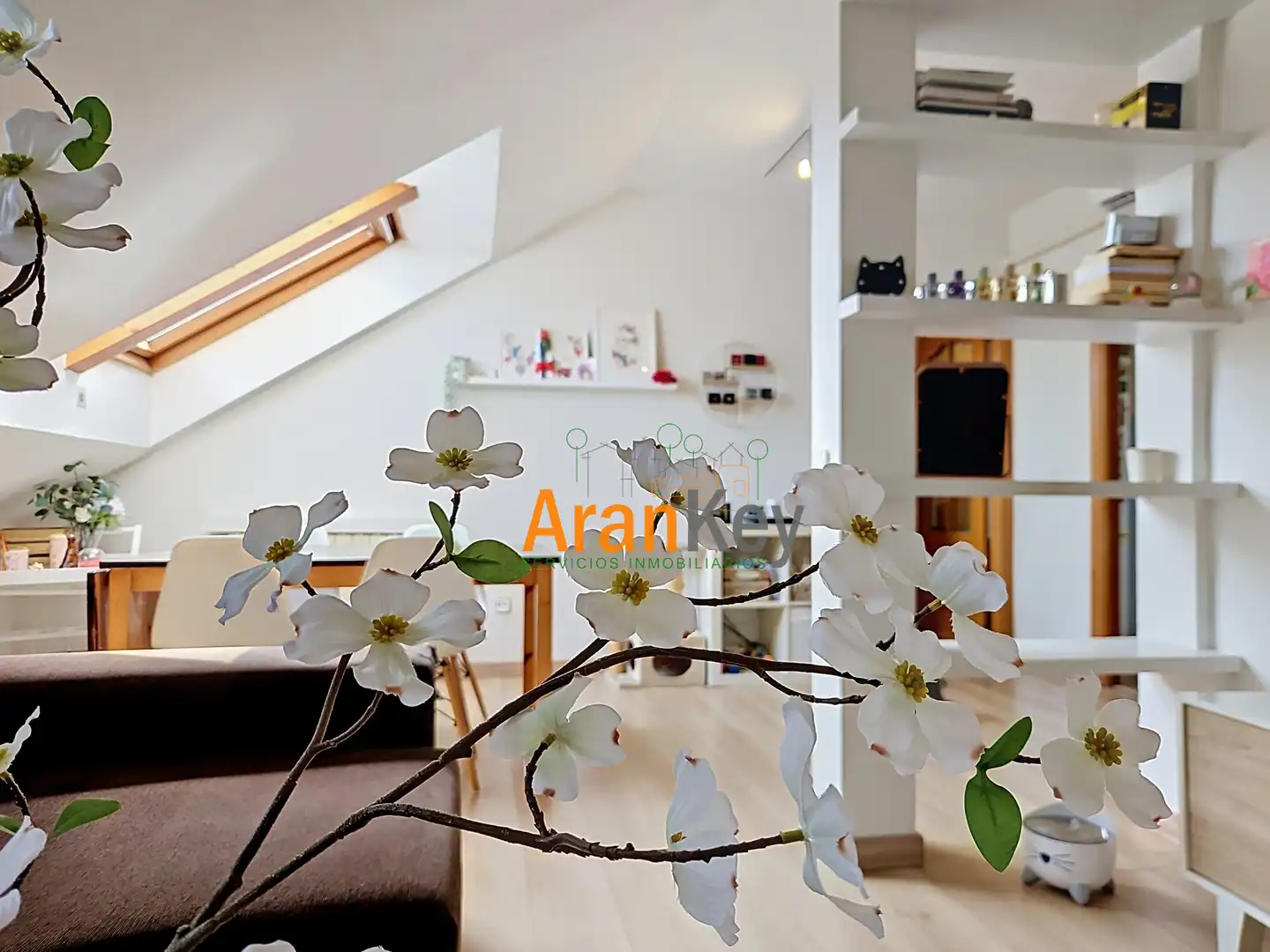 Living room of Flat for sale in Aranjuez  with Air Conditioner, Heating and Storage room