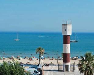 Vista exterior de Edifici en venda en Barbate amb Alarma