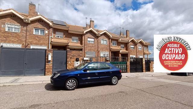 Casa adosada en Venta en Las Castañeras - Bulevar