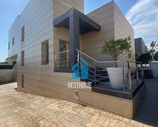 Exterior view of House or chalet for sale in Gandia  with Air Conditioner, Heating and Parquet flooring