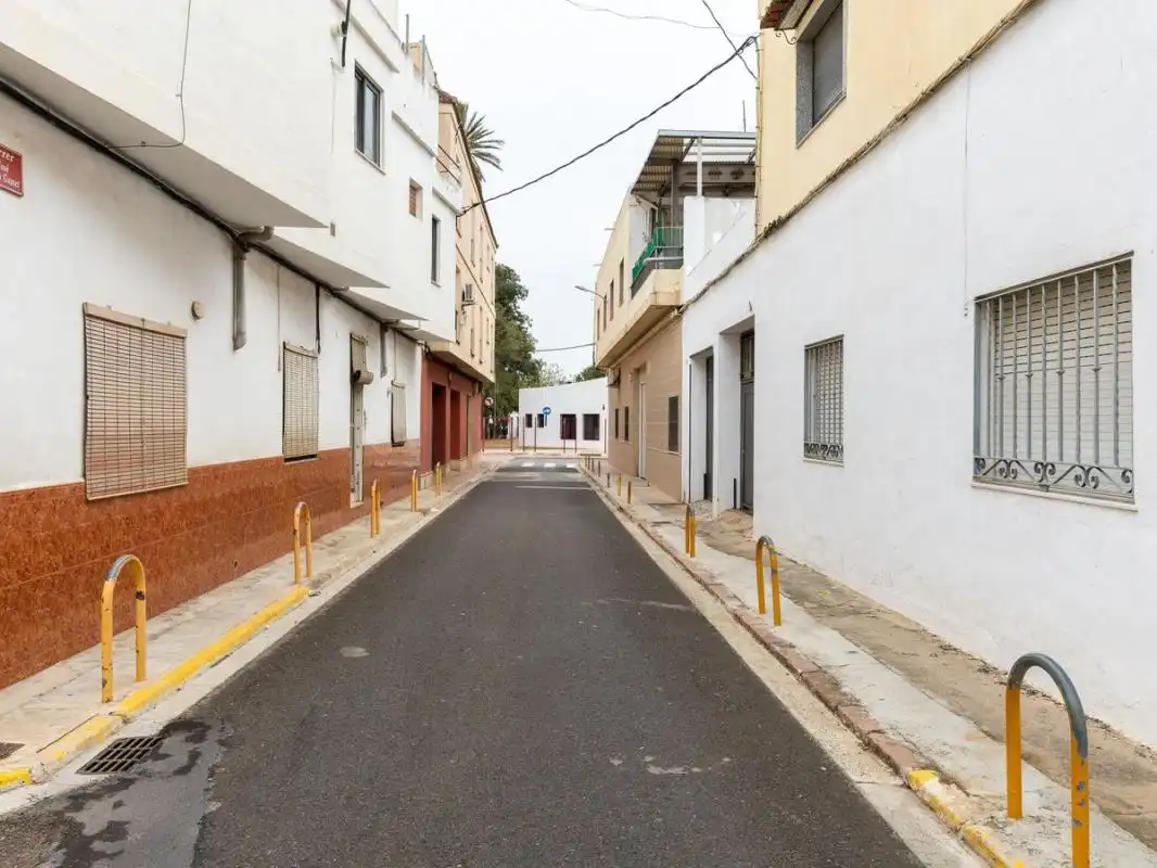 Exterior view of Houses for sale in Alginet  with Heating and Storage room