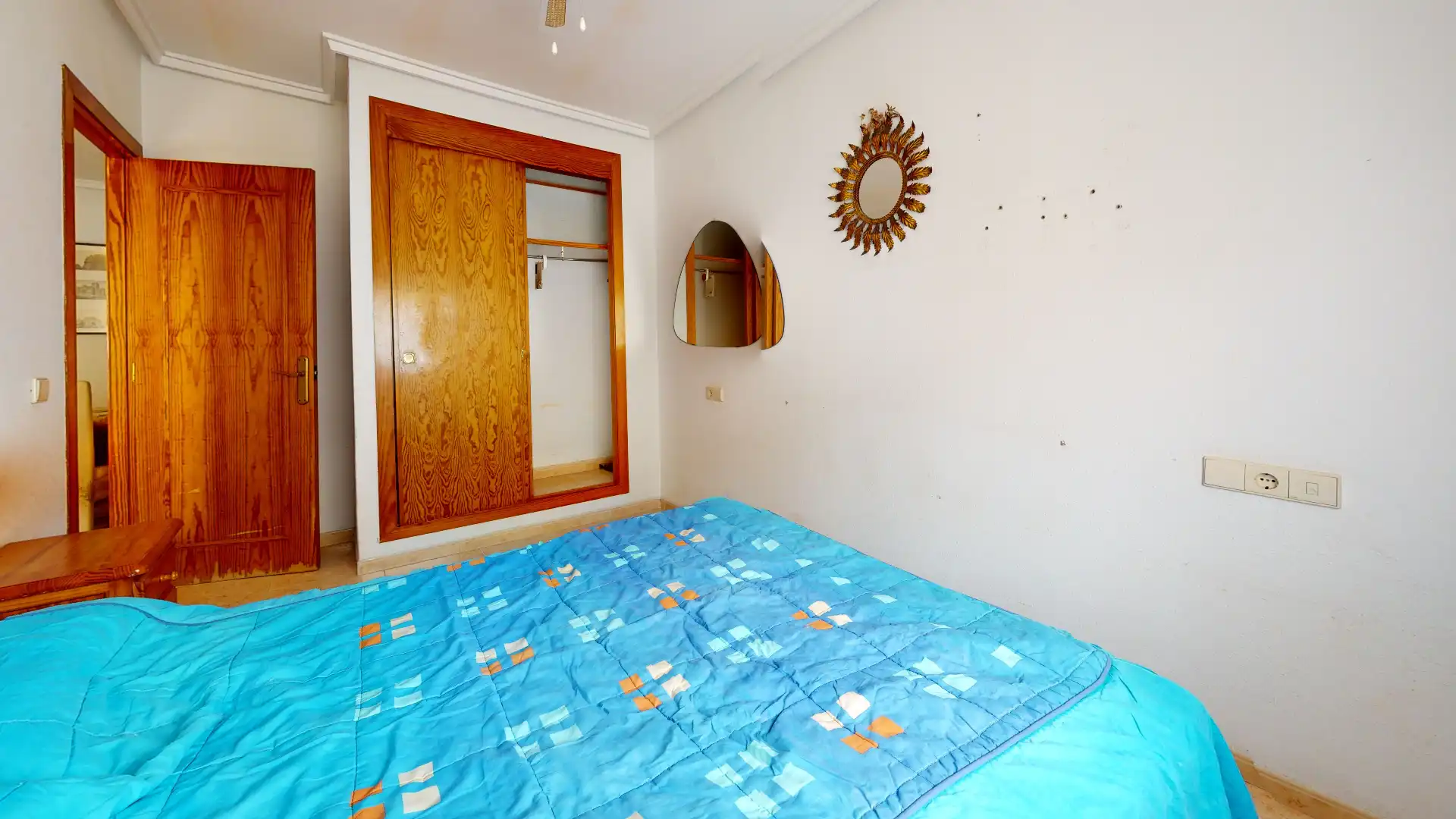 Schlafzimmer von Wohnung zum Verkauf in Torrevieja mit Klimaanlage, Heizung und Terrasse