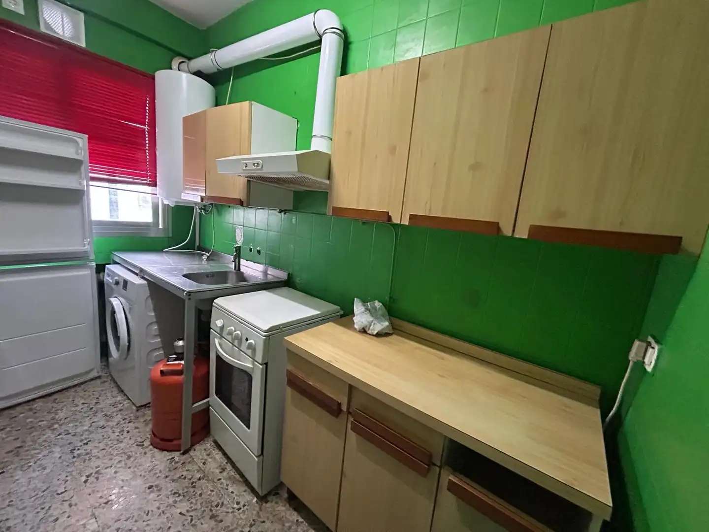 Cocina de Piso en venta en Ciudad Real con Calefacción, Terraza y Amueblado