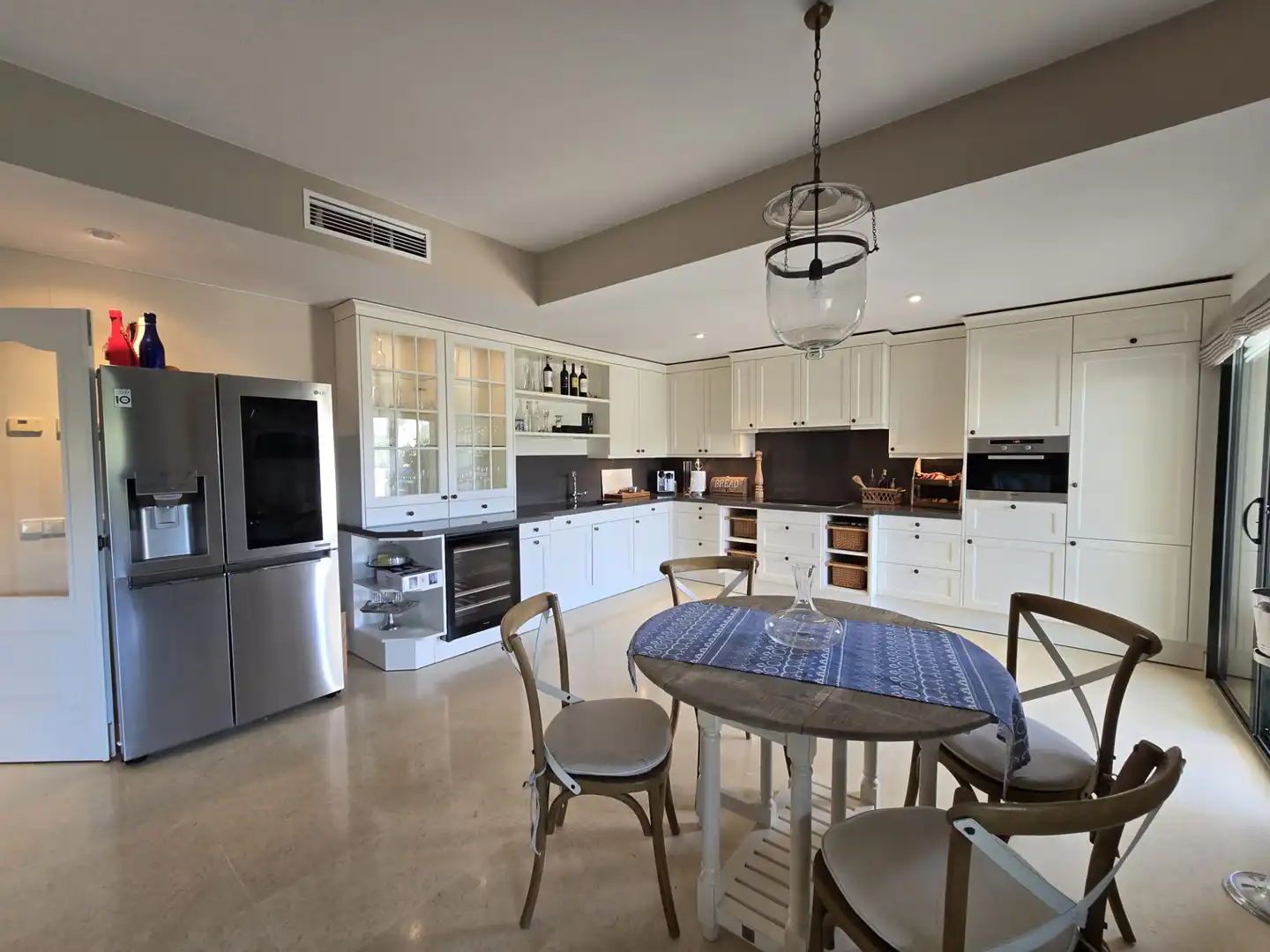 Cocina de Piso en venta en Benahavís con Aire acondicionado, Terraza y Trastero
