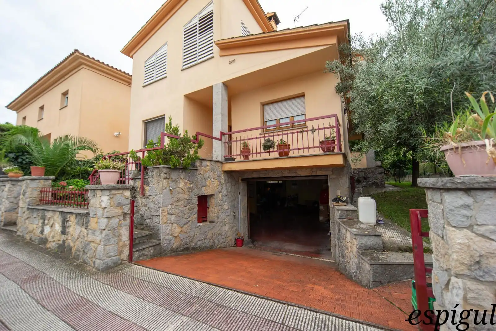 Vista exterior de Casa o chalet en venta en Girona con Aire acondicionado, Calefacción y Terraza
