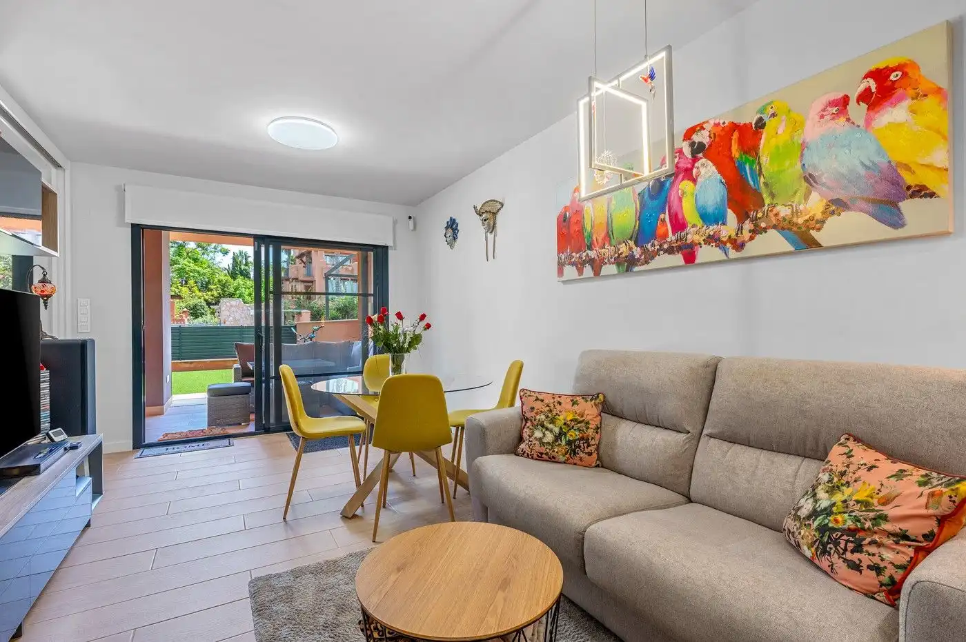 Apartment with pool for sale in Calle  Revoltosa, imagen 4
