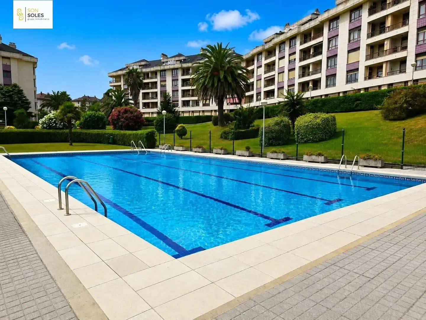 Piscina de Piso en venta en Santander con Calefacción, Jardín privado y Terraza