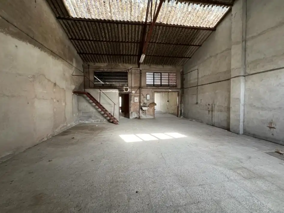 Nave industrielle à vendre à Carrer Josep Grabulosa, imagen 17