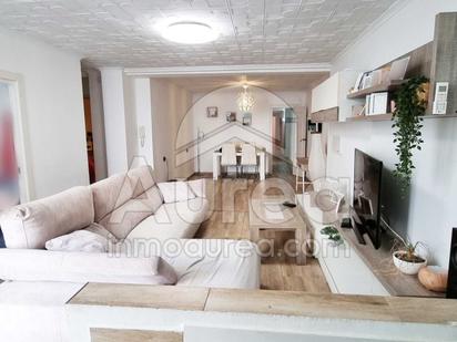 Sala d'estar de Pis en venda en San Vicente del Raspeig / Sant Vicent del Raspeig amb Aire condicionat, Terrassa i Piscina