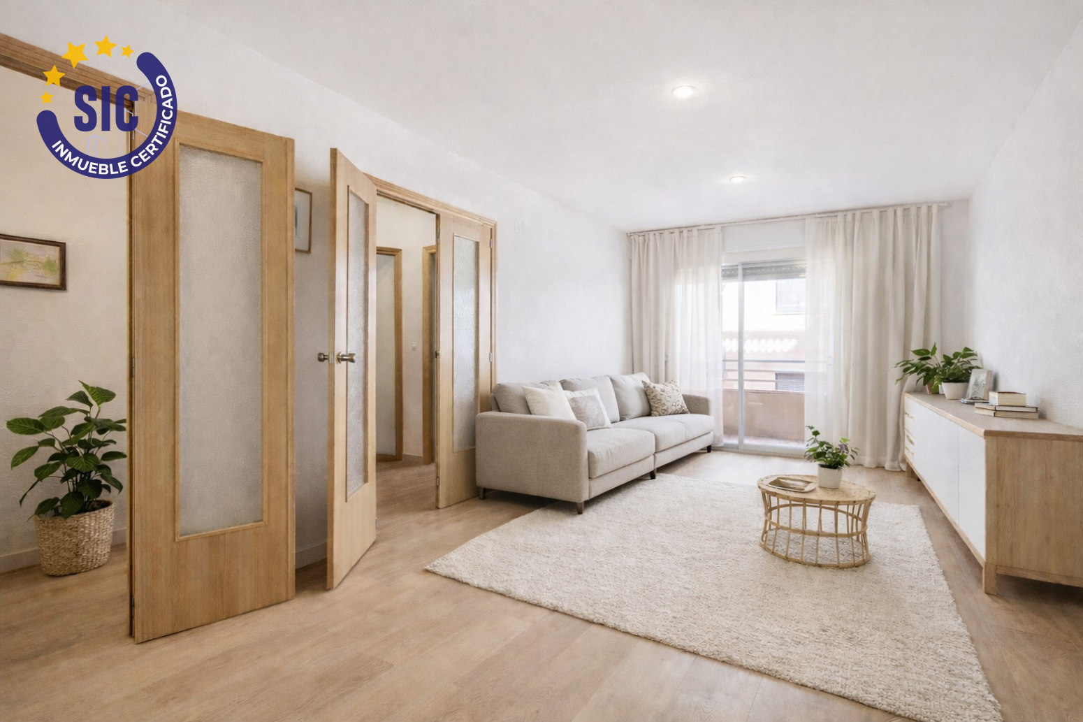 Pis en venda a Aiora, Camins al Grau