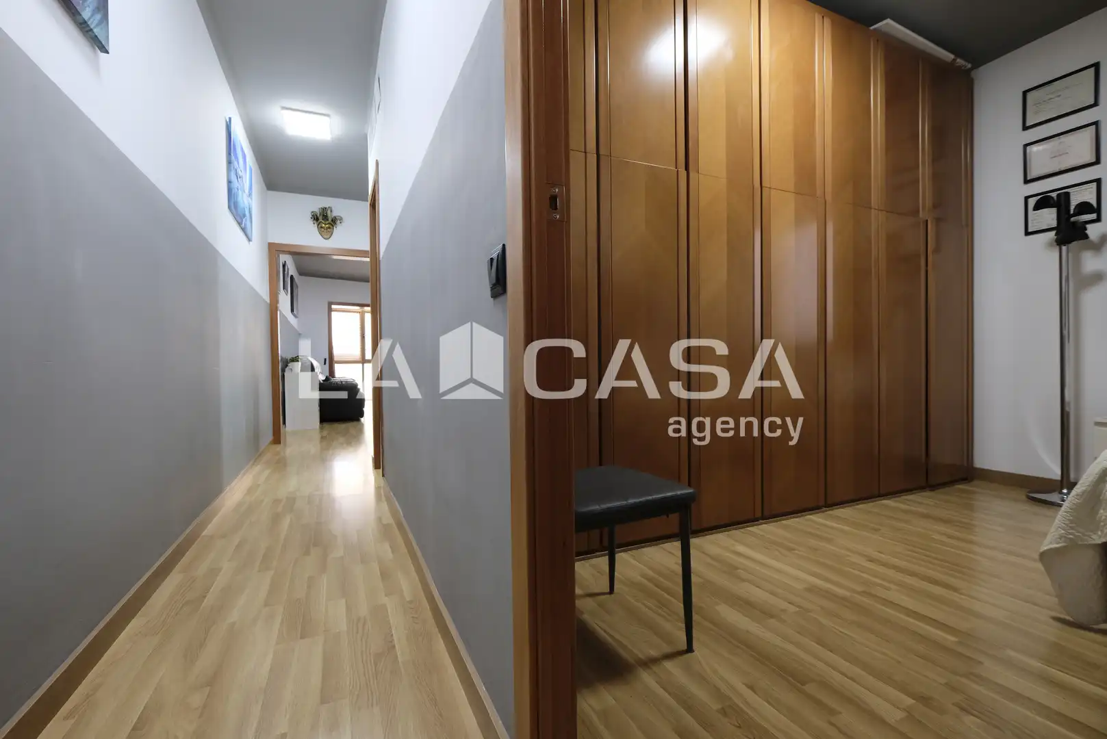 Wohnung zum Verkauf in Barcelona mit Balkon