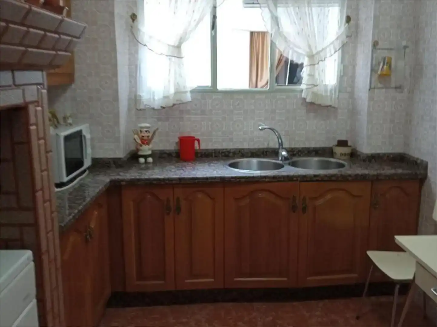 Cuina de Casa adosada en venda en Castillo de Locubín amb Balcó