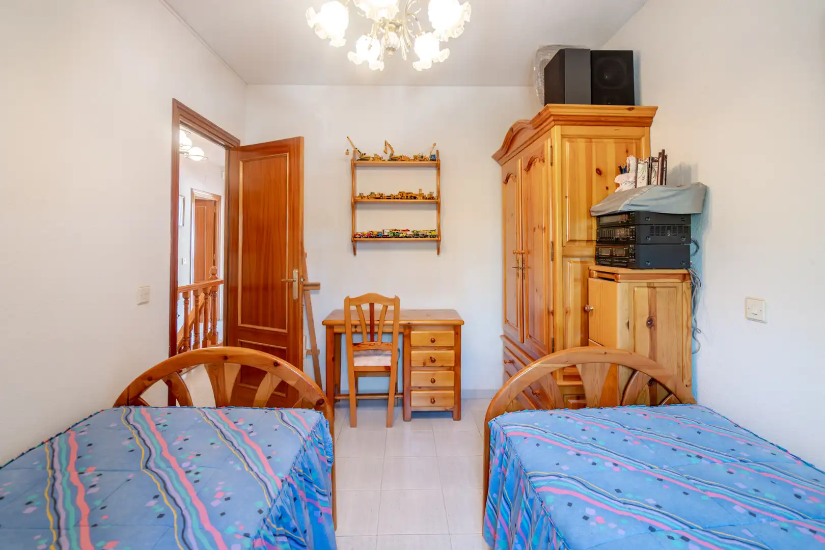 Bedroom of Detached homes for sale in El Tiemblo   with Heating, Terrace and Community pool