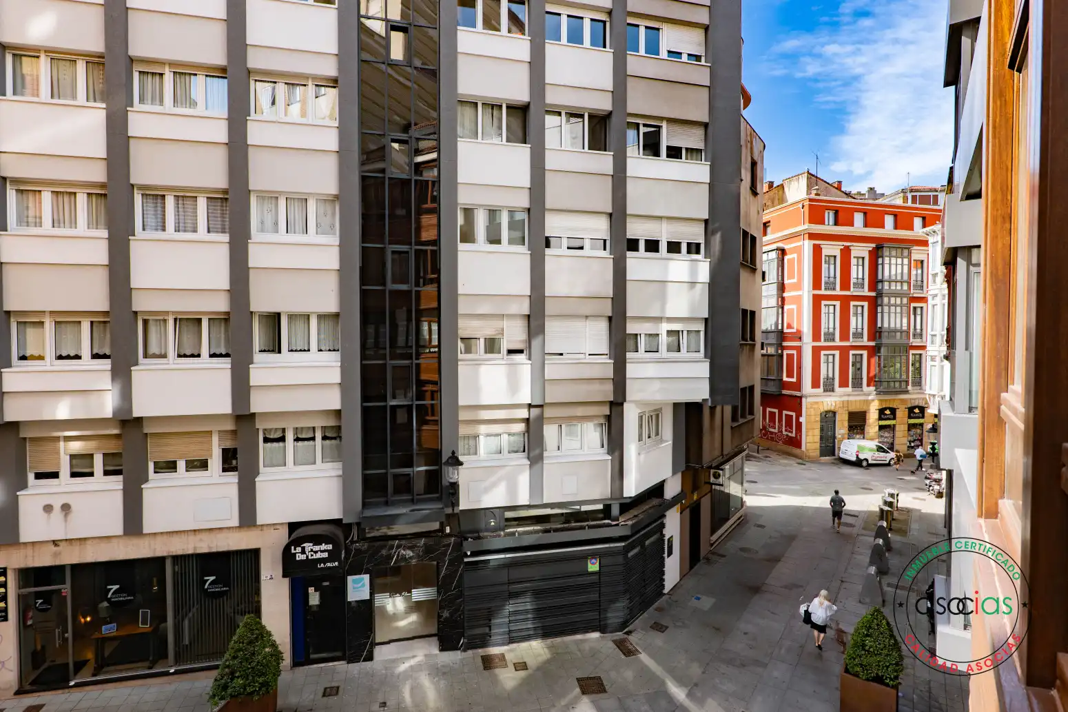 Vista exterior de Pis en venda en Gijón  amb Calefacció i Parquet
