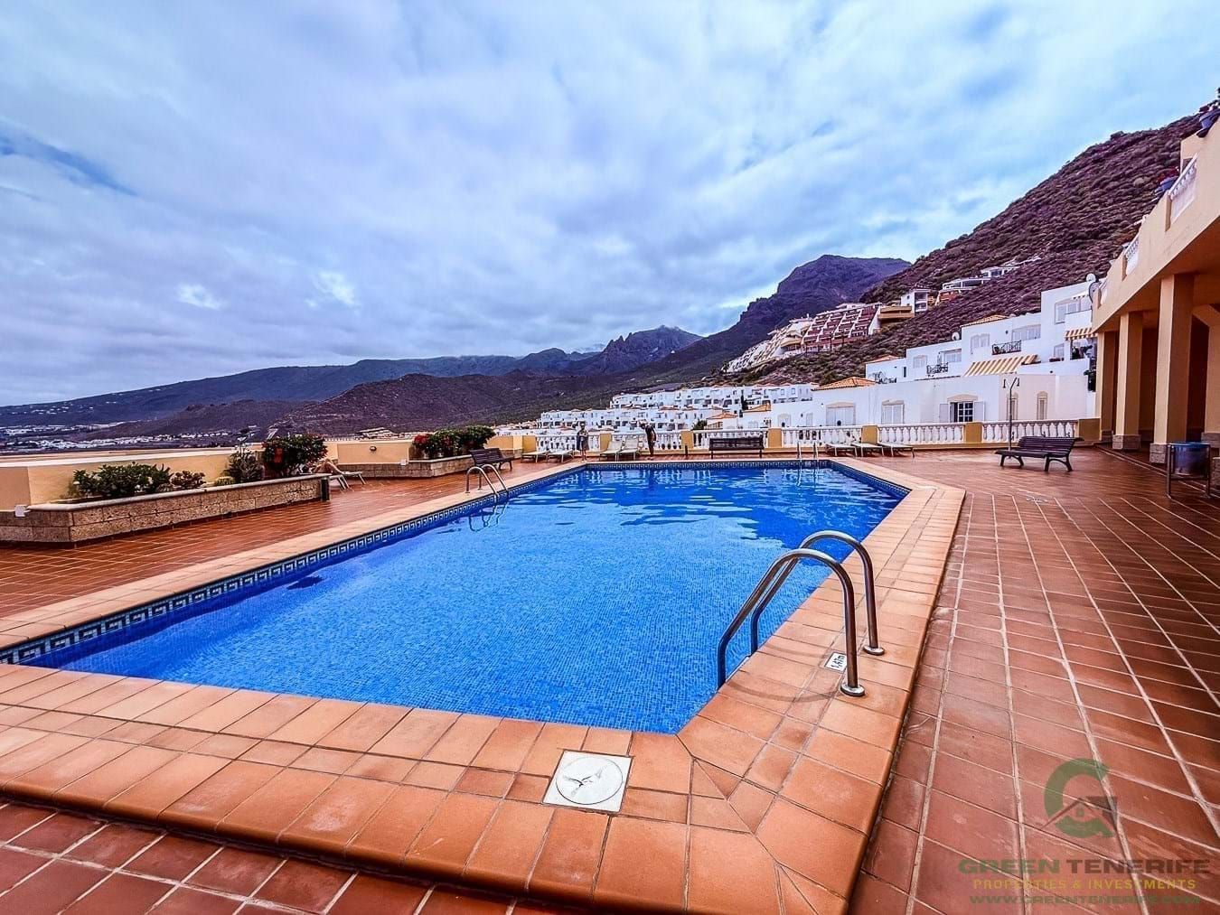 Piscina de Piso en venta en Adeje con Terraza y Piscina