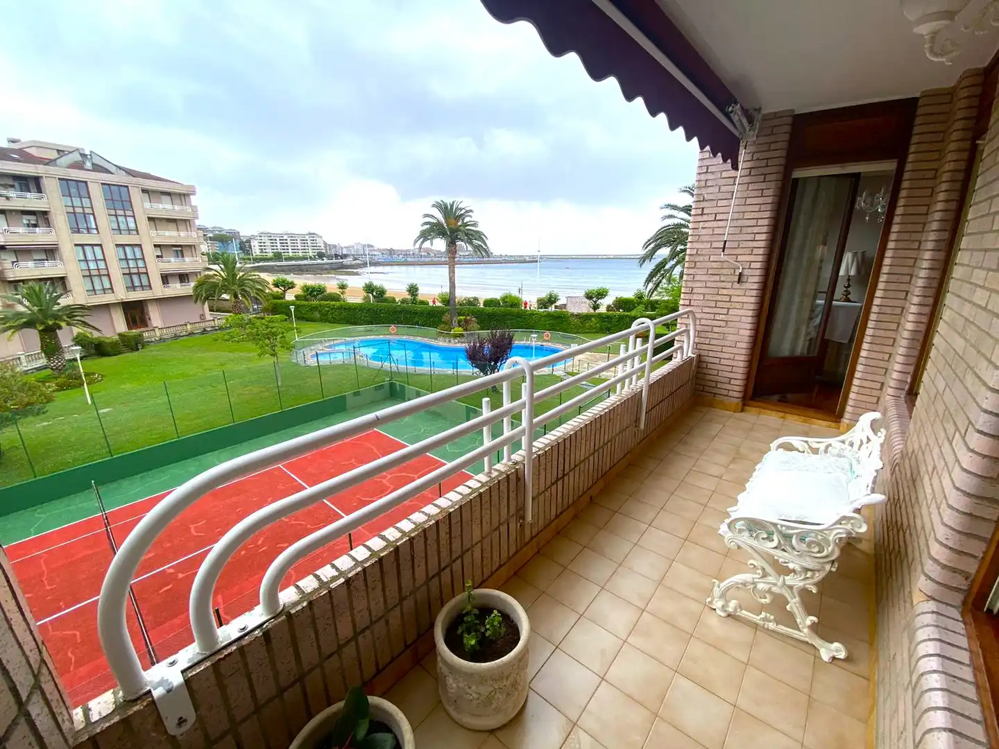 Terrace of Flat for sale in Castro-Urdiales  with Heating, Private garden and Parquet flooring