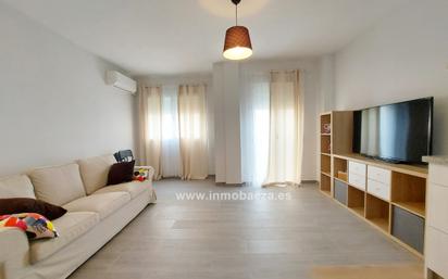 Living room of Apartment for sale in Baeza  with Air Conditioner, Heating and Terrace