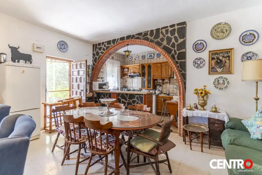 Villa mit Pool zum Verkauf in Suspiro del Moro, imagen 5