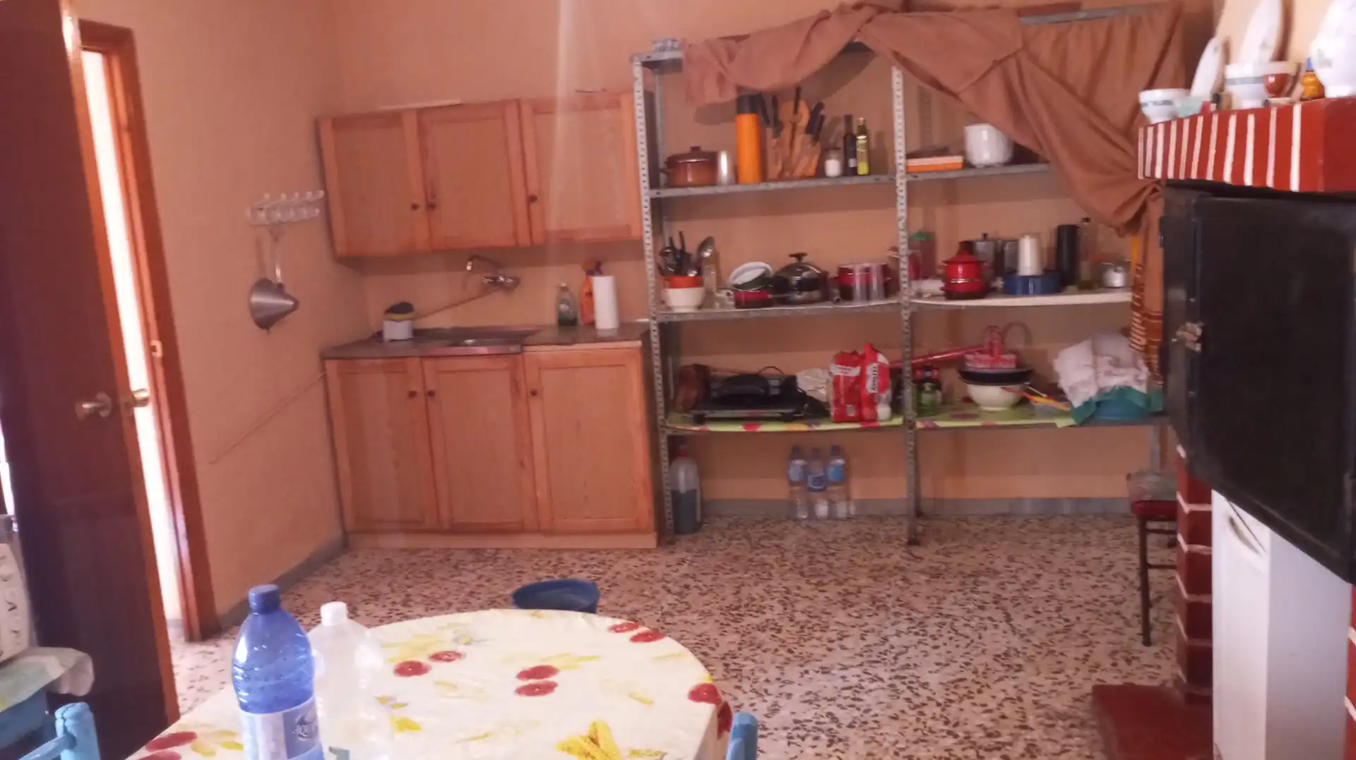 Cuina de Casa o xalet en venda en Baza amb Moblat