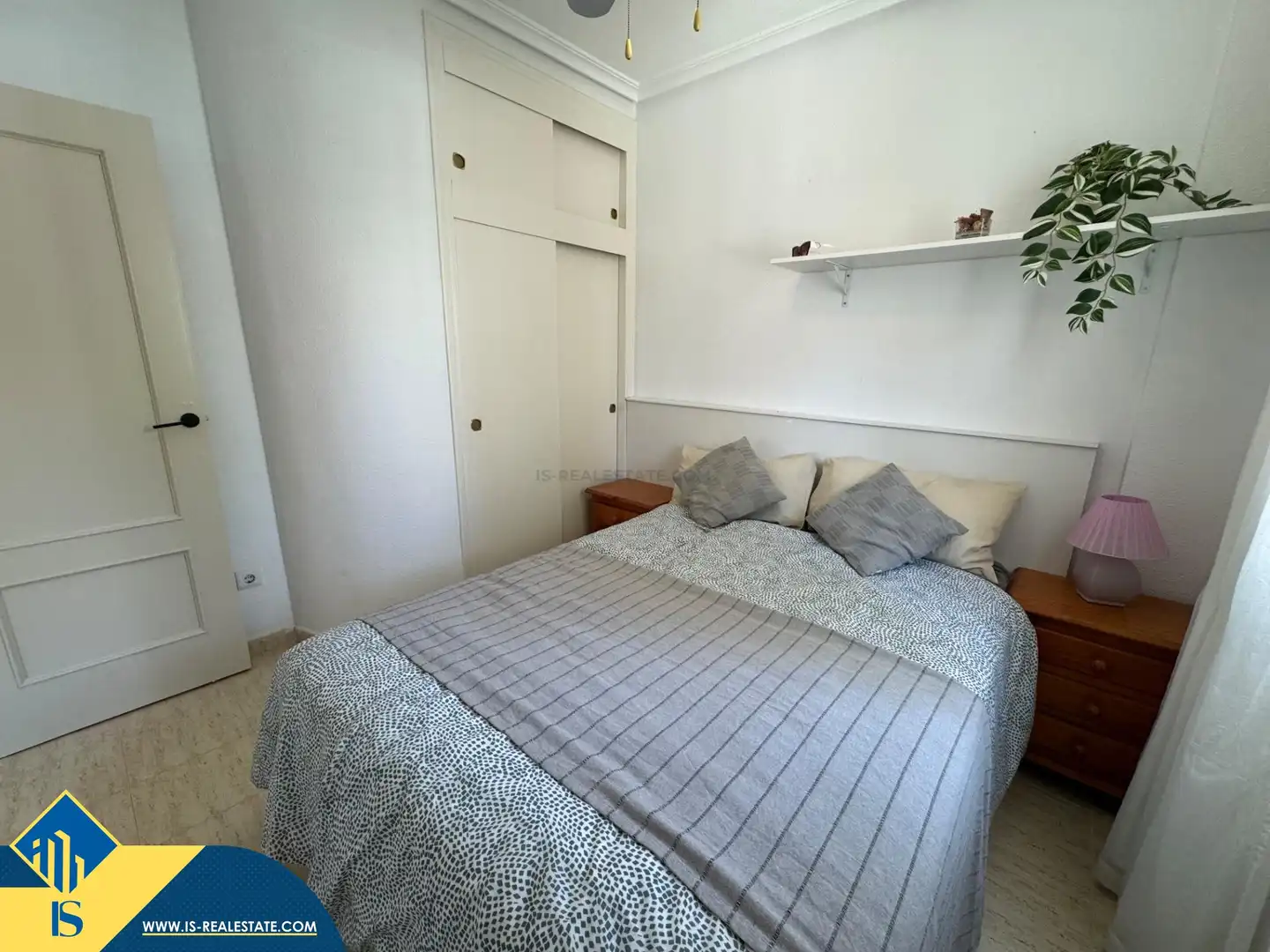 Dormitori de Casa o xalet en venda en Torrevieja amb Aire condicionat, Terrassa i Traster