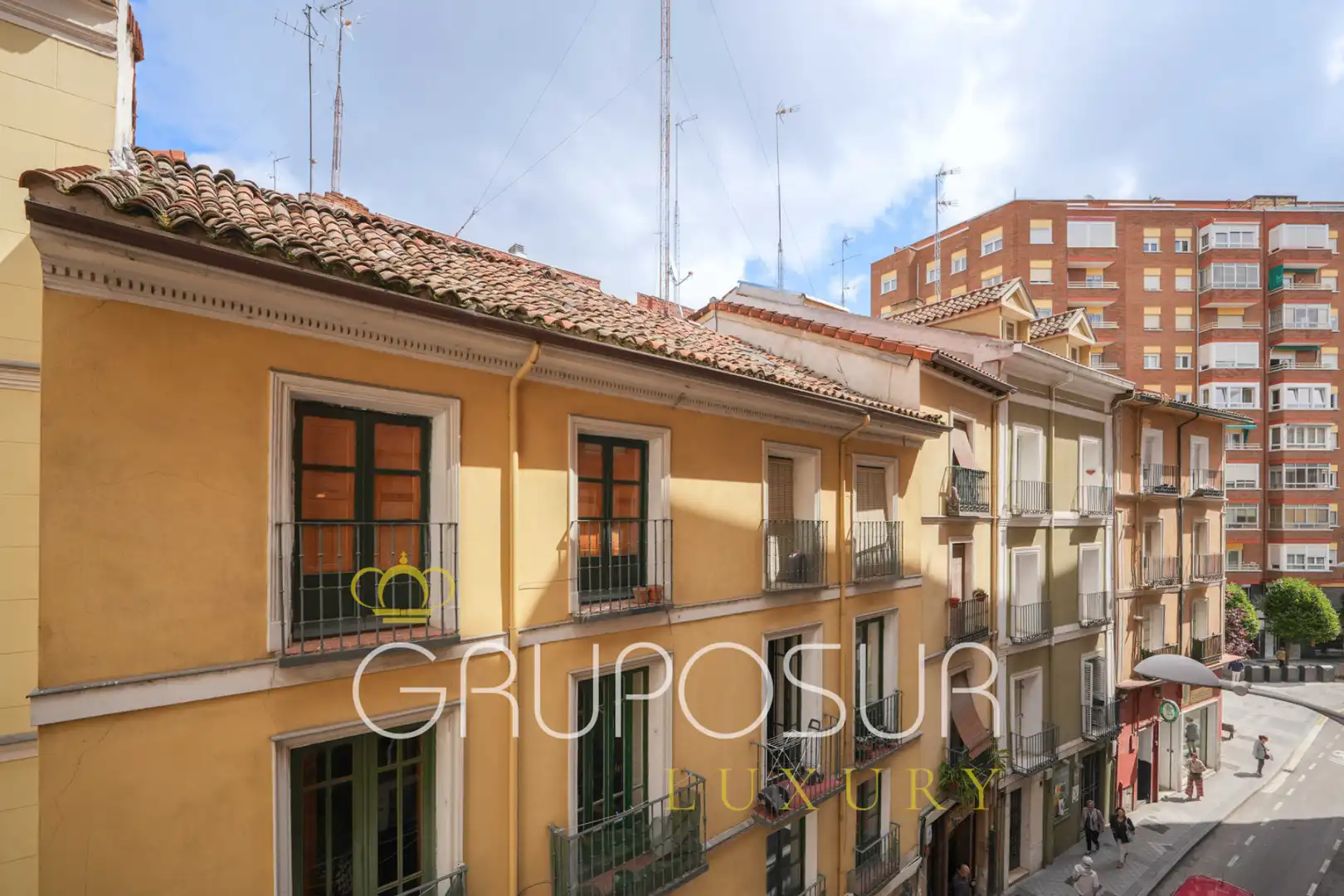 Vista exterior de Pis en venda en Valladolid amb Calefacció, Parquet i Forn