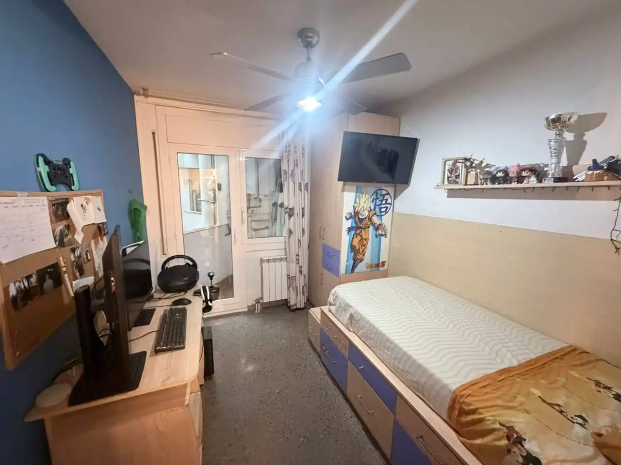 Habitación de Piso en venta en Terrassa con Aire acondicionado, Calefacción y Terraza