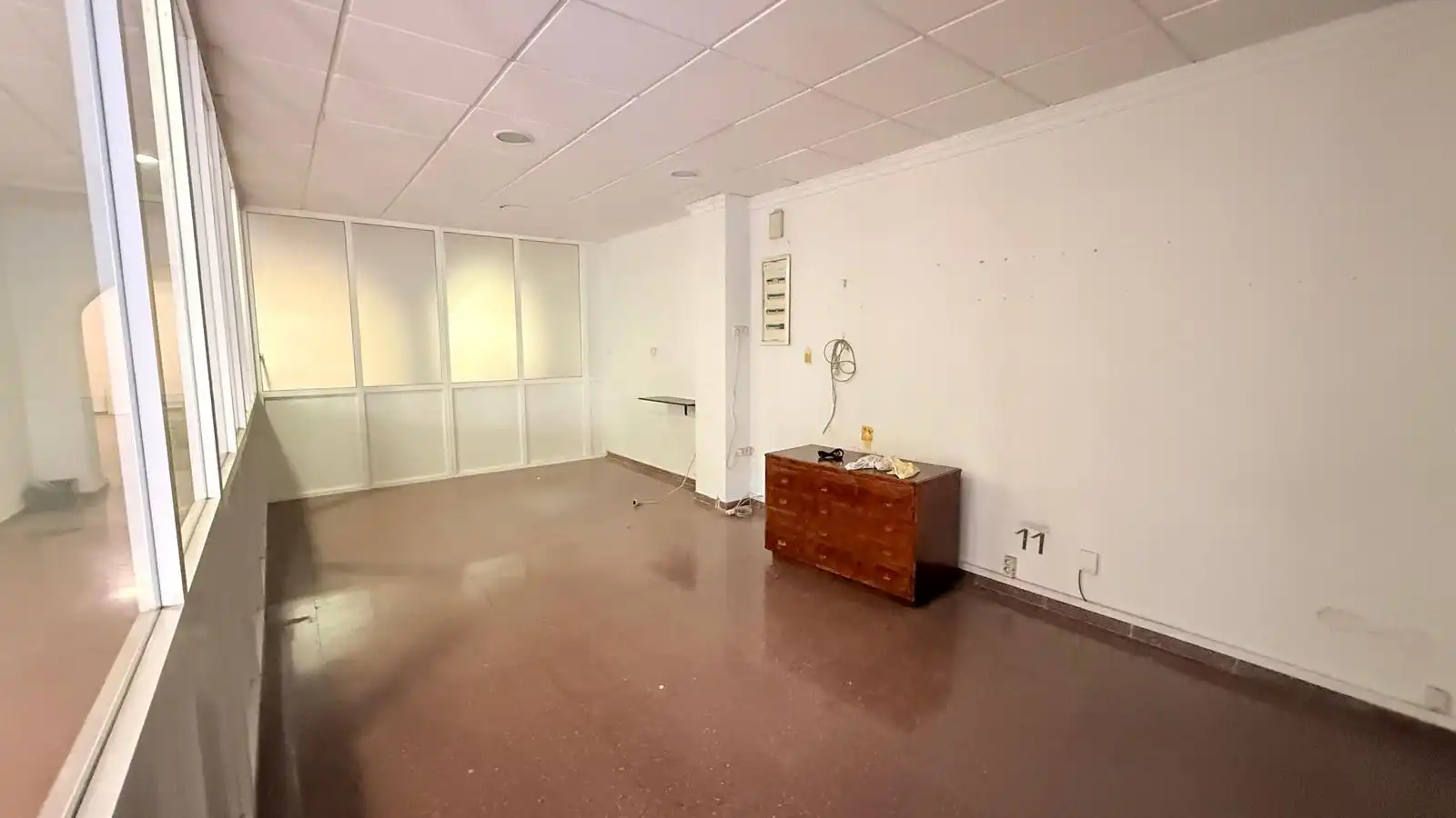 Local comercial de lloguer a Calle Jacinto Benavente, imagen 13