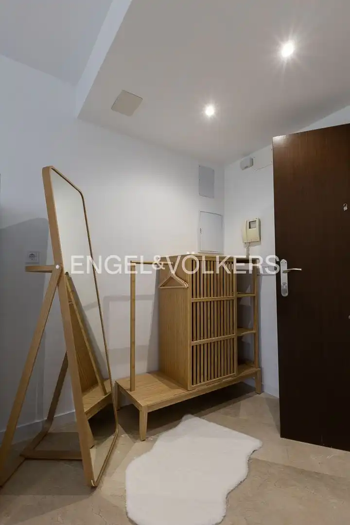 Wohnung zur Miete in Valencia mit Klimaanlage, Heizung und Möbliert
