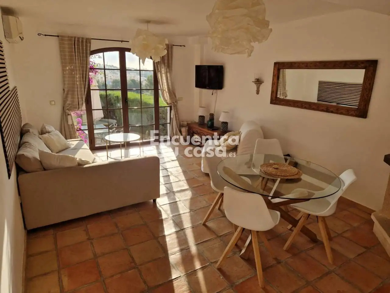 Adosado con piscina en venta en Calle ISLA MALLORCA