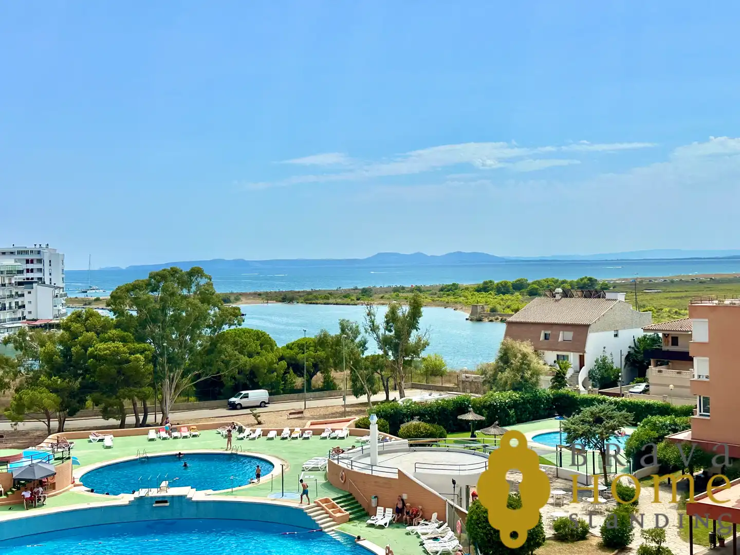 Studio avec piscine à vendre à Carrer Cap Llevant, imagen 2