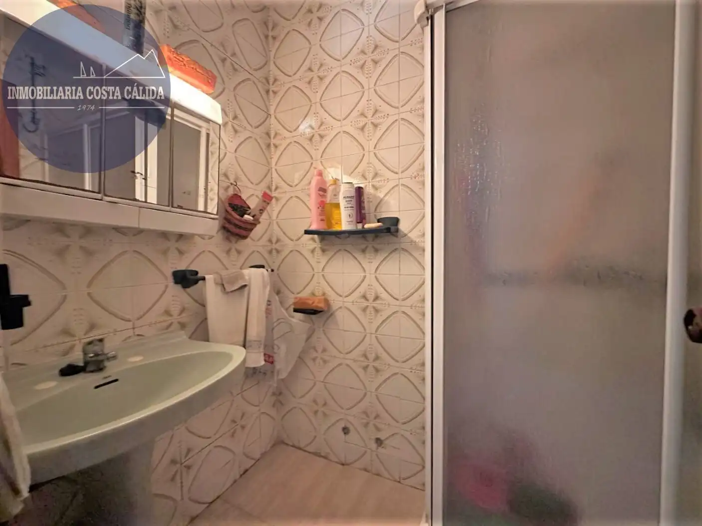 Baño de Piso en venta en Águilas con Amueblado y Horno