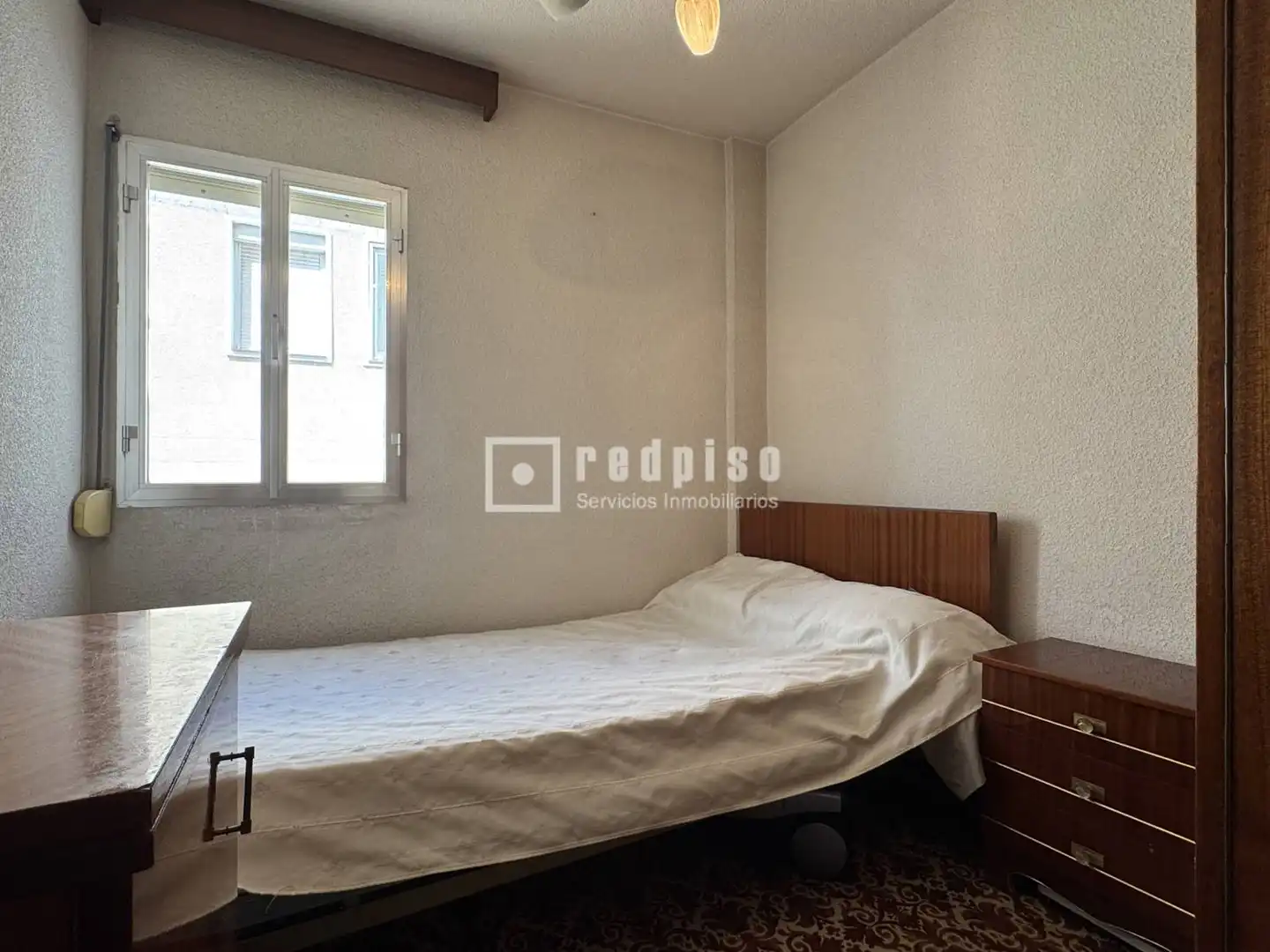 Habitación de Piso en venta en Madrid con Terraza