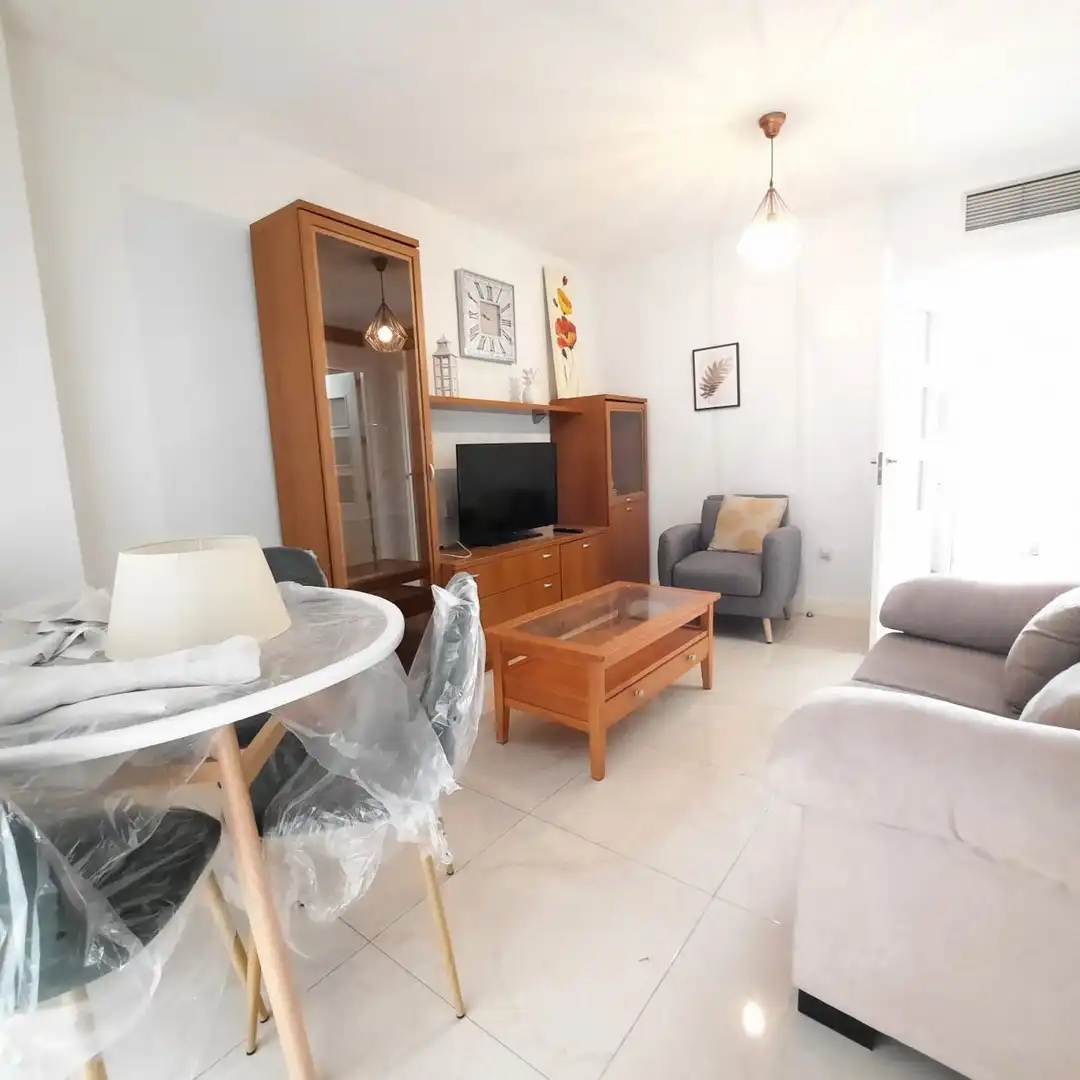 Sala de estar de Apartamento de alquiler en Badajoz con Aire acondicionado y Amueblado